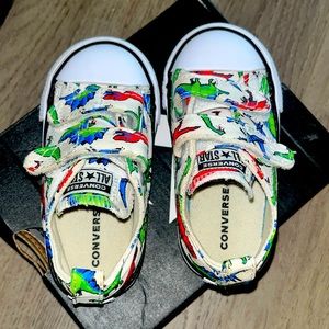 Dinosaur Converse Sneaker for Infants, Size 5. Great Condition!